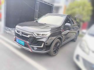 中国重汽VGVVGV VX72022款 2.0T自动旗舰版HY4C20B