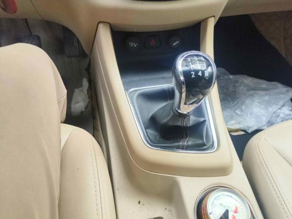 [杭州·粤J] 二手宝骏宝骏7302014款 1.5L 手动舒适型 7座