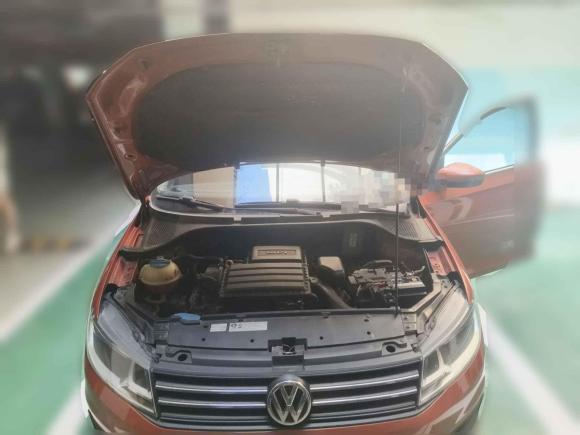 [南京·苏A] 二手大众桑塔纳2015款 浩纳 1.6L 自动风尚型