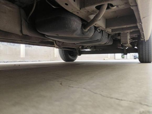 [青岛·鲁B] 二手福特全顺2017款 2.0T汽油自动多功能商用车短轴低顶国V