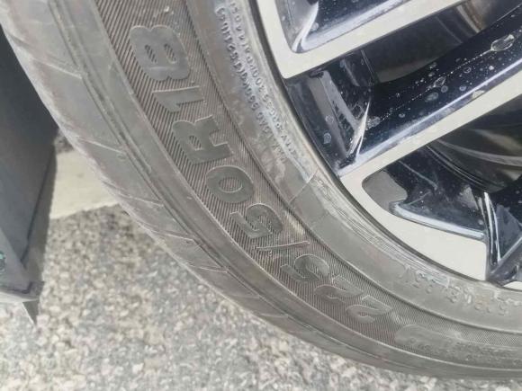 [上海·沪B] 二手比亚迪秦L2025款 EV 545KM云辇型