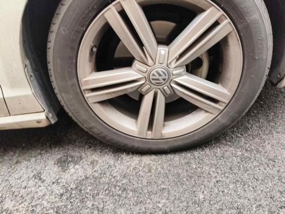 [上海·沪B] 二手大众凌渡2015款 280TSI 手动舒适版