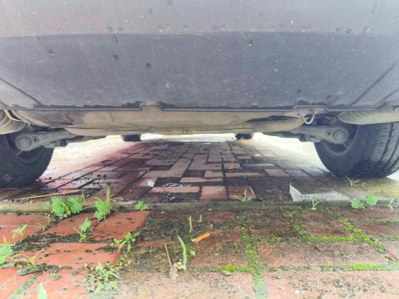 [芜湖·皖B] 二手奥迪奥迪A6L2011款 2.0 TFSI 自动标准型