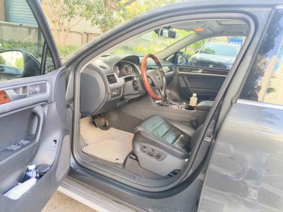 [上海·沪A] 二手大众途锐2011款 3.0TSI 舒适型