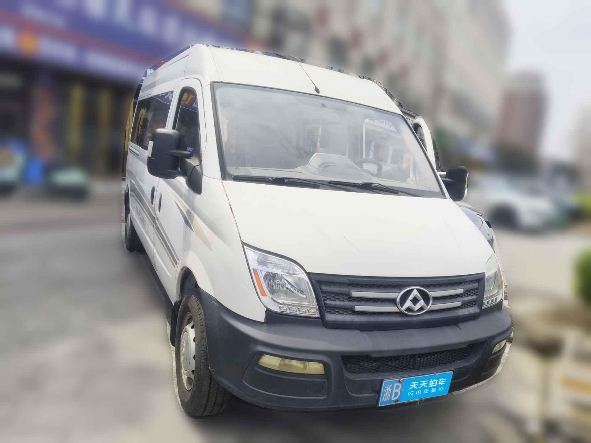 [宁波·浙B] 大通新途V802016款 2.5T 手动傲运通国V长轴中顶7座