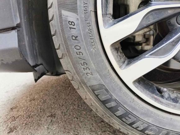 [上海·粤G] 二手荣威荣威RX52016款 20T 两驱自动互联网智享版