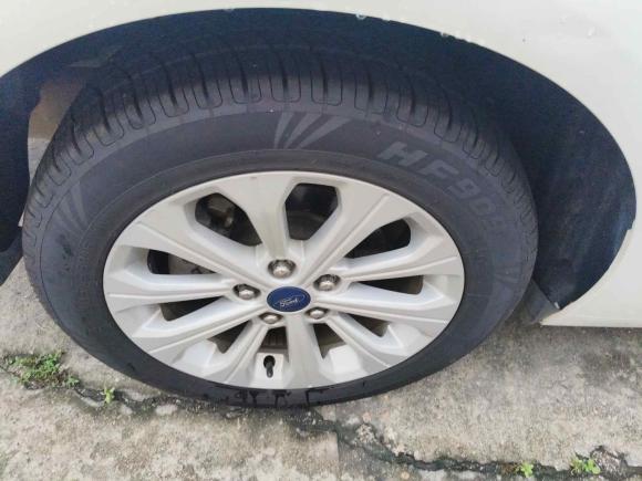 [深圳·粤N] 二手福特福睿斯2017款 幸福版 1.5L 自动时尚型