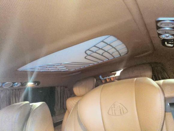 [广州·粤A] 二手奔驰威霆2021款 2.0T 商务版 7座