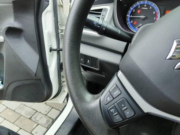 [上海·沪B] 二手铃木锋驭2015款 1.6L 手动两驱进取型