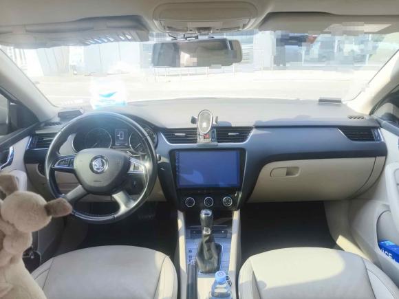 [芜湖·粤S] 二手斯柯达明锐2015款 1.4TSI DSG逸俊版