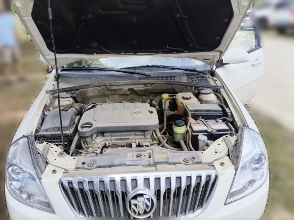 [武汉·鄂A] 二手别克凯越2015款 1.5L 自动经典型