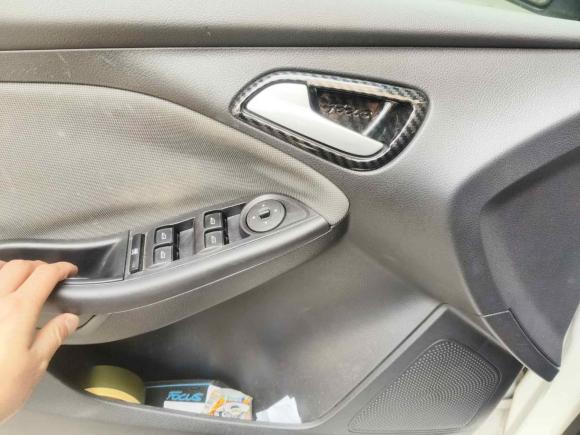 [广州·粤A] 二手福特福克斯2012款 两厢 1.6L 自动舒适型