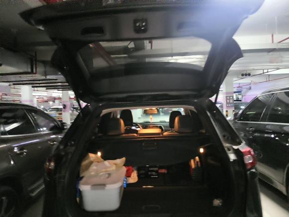 [上海·沪B] 二手Jeep自由光2017款 2.4L 领先智能版