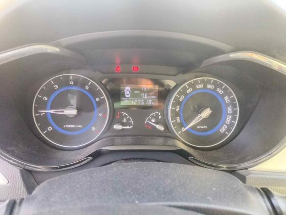 [宁波·浙B] 二手长安悦翔V72016款 1.6L 手动乐享型 国V