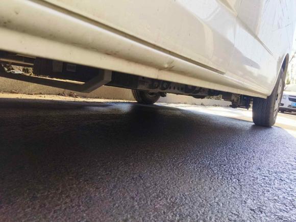 [济南·鲁A] 二手长安凯程长安睿行EM602022款 纯电动厢式运输车4498车长平顶背掀门2座60kW 41.86kWh