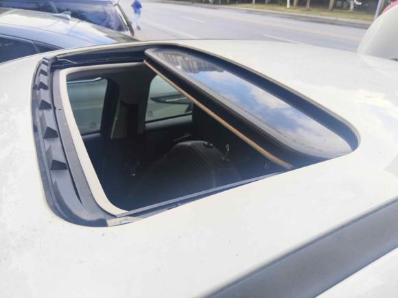 [苏州·苏E] 二手福特福克斯2018款 三厢经典 1.6L 手动风尚型智行版