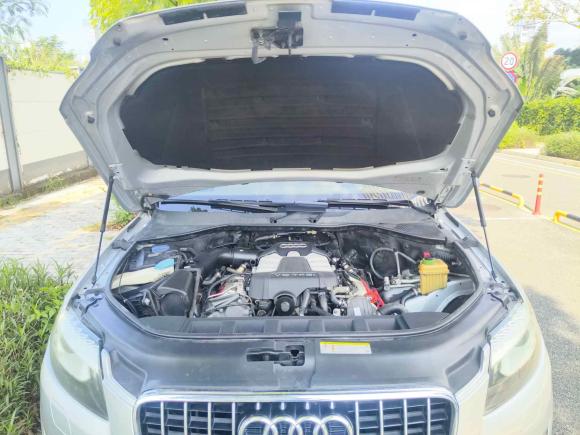 [深圳·粤B] 二手奥迪奥迪Q72011款 3.0 TFSI 技术型(245kW)