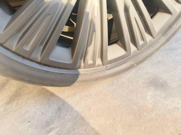 [青岛·鲁U] 二手红旗红旗H52022款 经典款 1.8T 自动智联旗享版