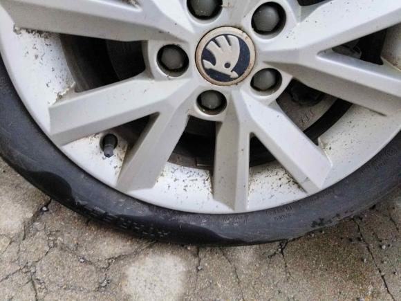 [宁波·浙B] 二手斯柯达昕锐2015款 1.6L 手动智选型