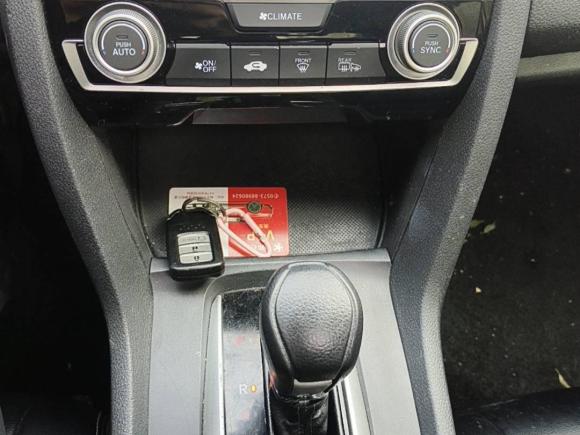 [嘉兴·浙F] 二手本田思域2016款 220TURBO CVT豪华版