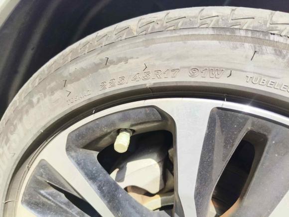 [上海·沪C] 二手丰田雷凌2021款 双擎 1.8H E-CVT运动版