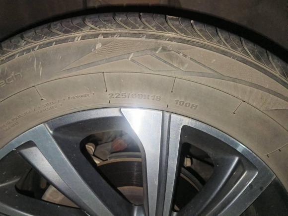 [南昌·赣A] 二手吉利汽车远景X62020款 1.4T CVT尊贵型