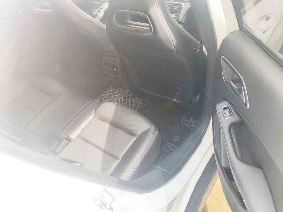 [广州·粤A] 二手奔驰奔驰GLA2019款 GLA 200 时尚型