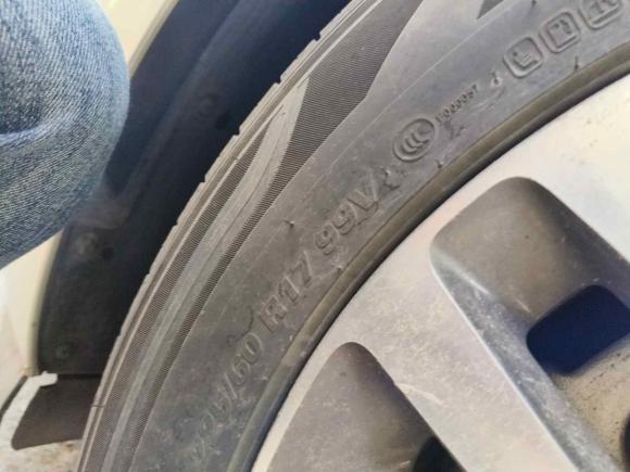 [苏州·苏E] 二手别克别克GL82022款 ES陆尊 653T 舒适型