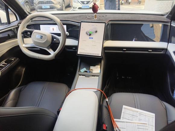 [上海·沪A] 二手吉利银河银河L72023款 1.5T 55km PRO