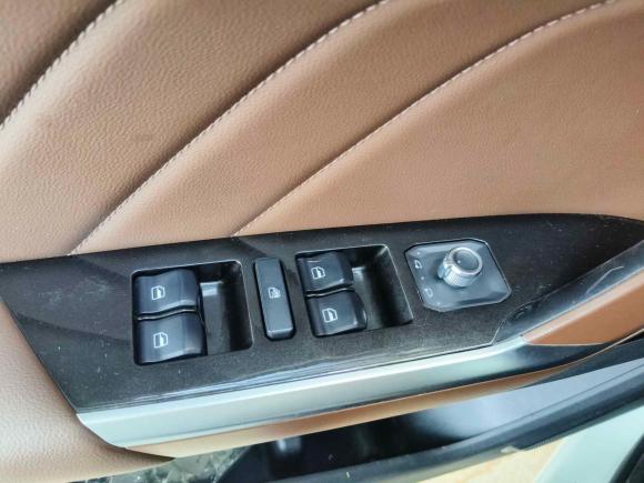 [深圳·粤E] 二手哈弗哈弗H42019款 1.5GDIT DCT豪华智联版 国VI