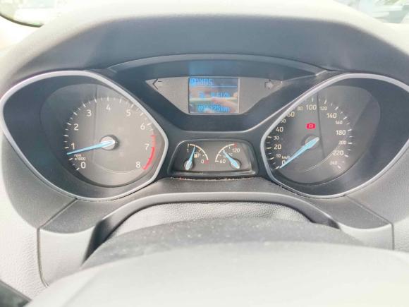 [南京·苏A] 二手福特福克斯2015款 三厢 1.6L 自动风尚型