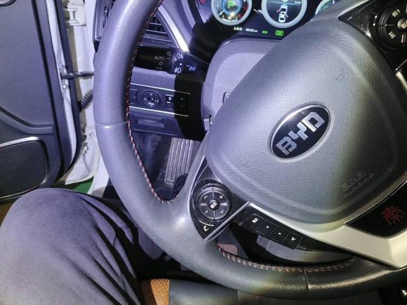 [杭州·浙A] 二手比亚迪秦新能源2015款 1.5T 双冠旗舰Plus版