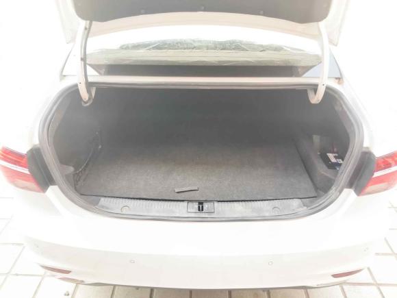 [上海·沪A] 二手荣威荣威i6新能源2019款 PLUS 50T 4G互联荣耀豪华版