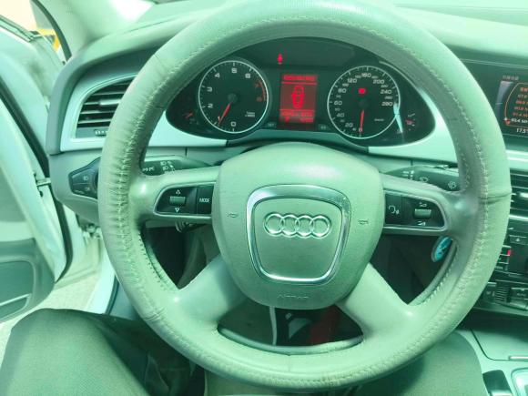 [上海·沪E] 二手奥迪奥迪A4L2012款 2.0 TFSI 自动舒适型