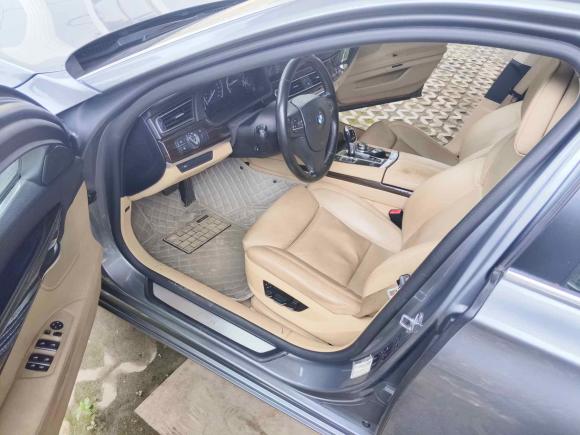 [上海·沪J] 二手宝马宝马7系2009款 740Li豪华型