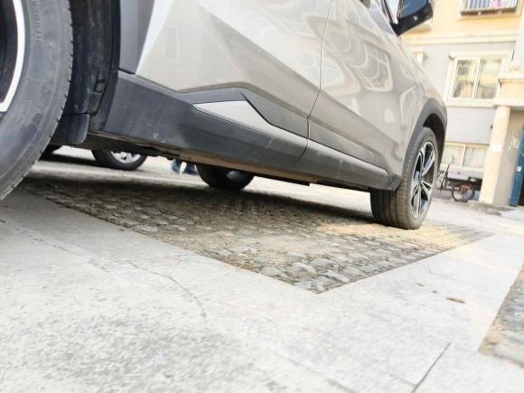 [青岛·鲁B] 二手吉利银河银河L72023款 1.5T 115km MAX