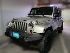 [上海·苏E] Jeep牧马人2011款 3.8L Sahara 四门版