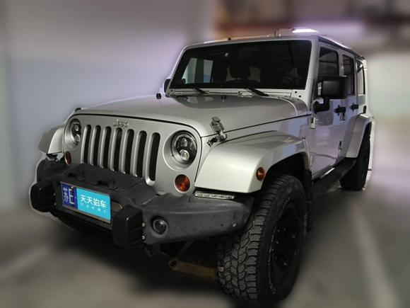Jeep牧馬人2011款 3.8L Sahara 四門(mén)版「上海二手車(chē)」「天天拍車(chē)」