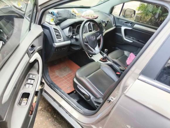 [合肥·皖A] 二手江汽集团瑞风S32016款 1.5L 手动豪华智能型