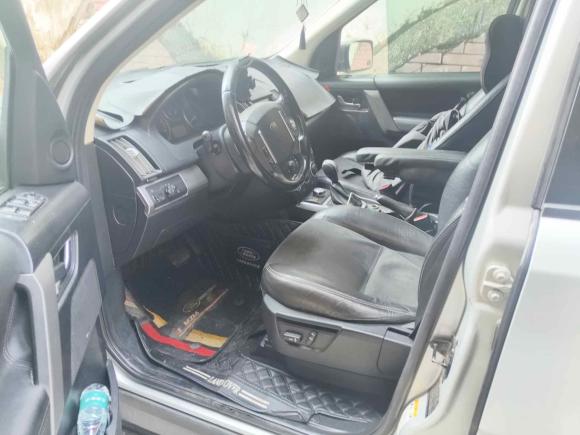 [深圳·粤B] 二手路虎神行者22010款 2.2 TD4 自动SE柴油版