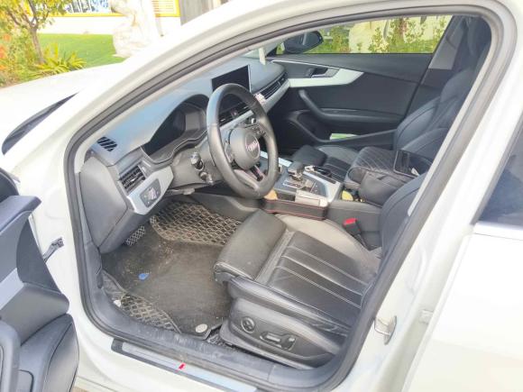 [青岛·鲁U] 二手奥迪奥迪A4L2022款 40 TFSI 时尚动感型