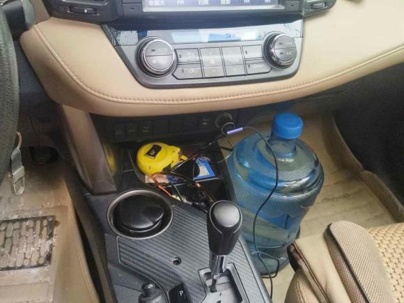 [武汉·鄂A] 二手丰田RAV4荣放2013款 2.0L CVT四驱风尚版