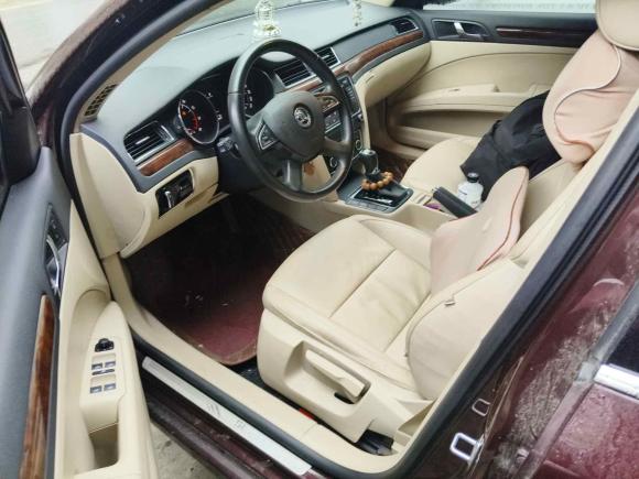 [苏州·苏E] 二手斯柯达速派2013款 1.4TSI DSG名仕版