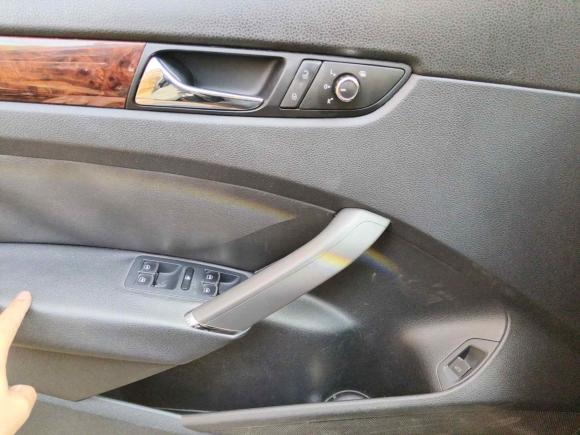 [南京·苏A] 二手大众帕萨特2011款 1.8TSI DSG御尊版