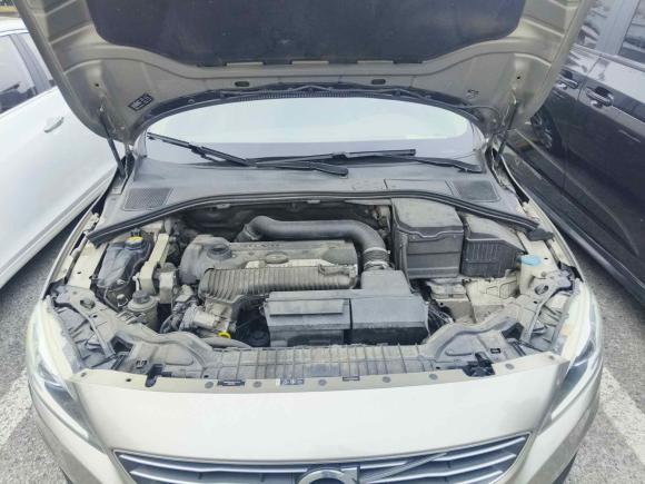 [苏州·苏E] 二手沃尔沃沃尔沃S602014款 S60L 2.0T 智远版