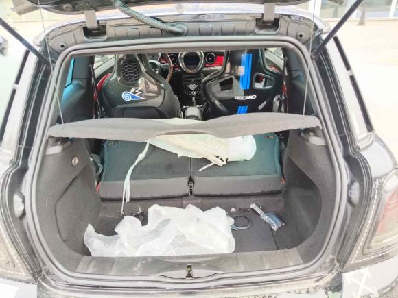 [杭州·粤A] 二手MINIMINI JCW2013款 1.6T JOHN COOPER WORKS