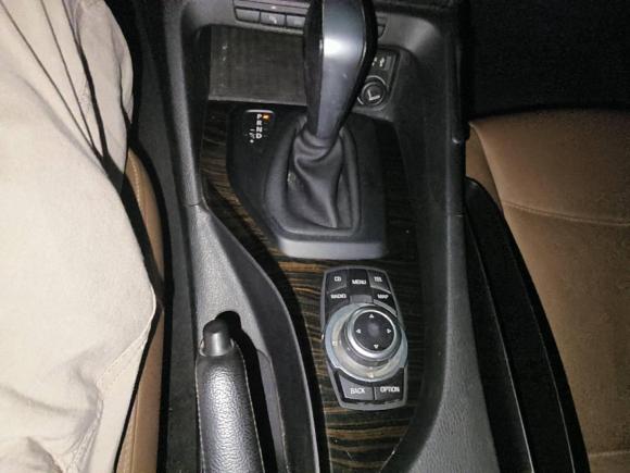 [上海·沪E] 二手宝马宝马X12010款 xDrive28i