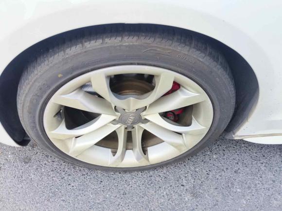 [杭州·浙A] 二手奥迪奥迪S52010款 S5 3.0T Cabriolet