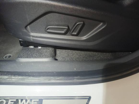 [无锡·苏B] 二手荣威荣威RX52016款 20T 两驱自动旗舰版