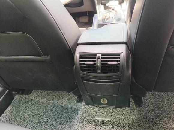 [武汉·鄂A] 二手别克君威2014款 1.6T 时尚技术型